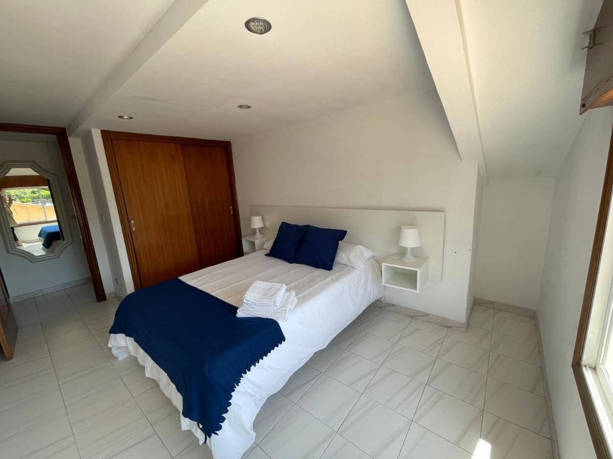 Apartamentos Miramar Playa Raxó Esterno foto