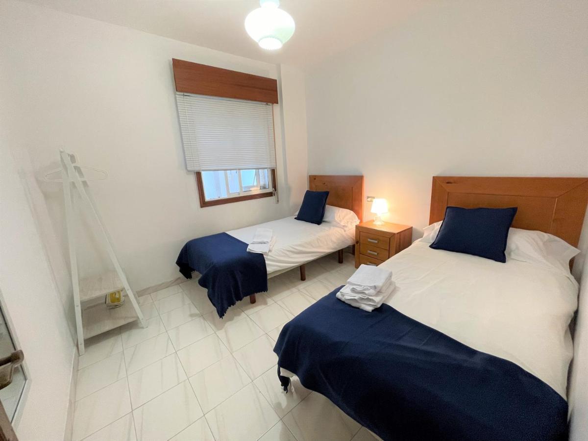 Apartamentos Miramar Playa Raxó Esterno foto