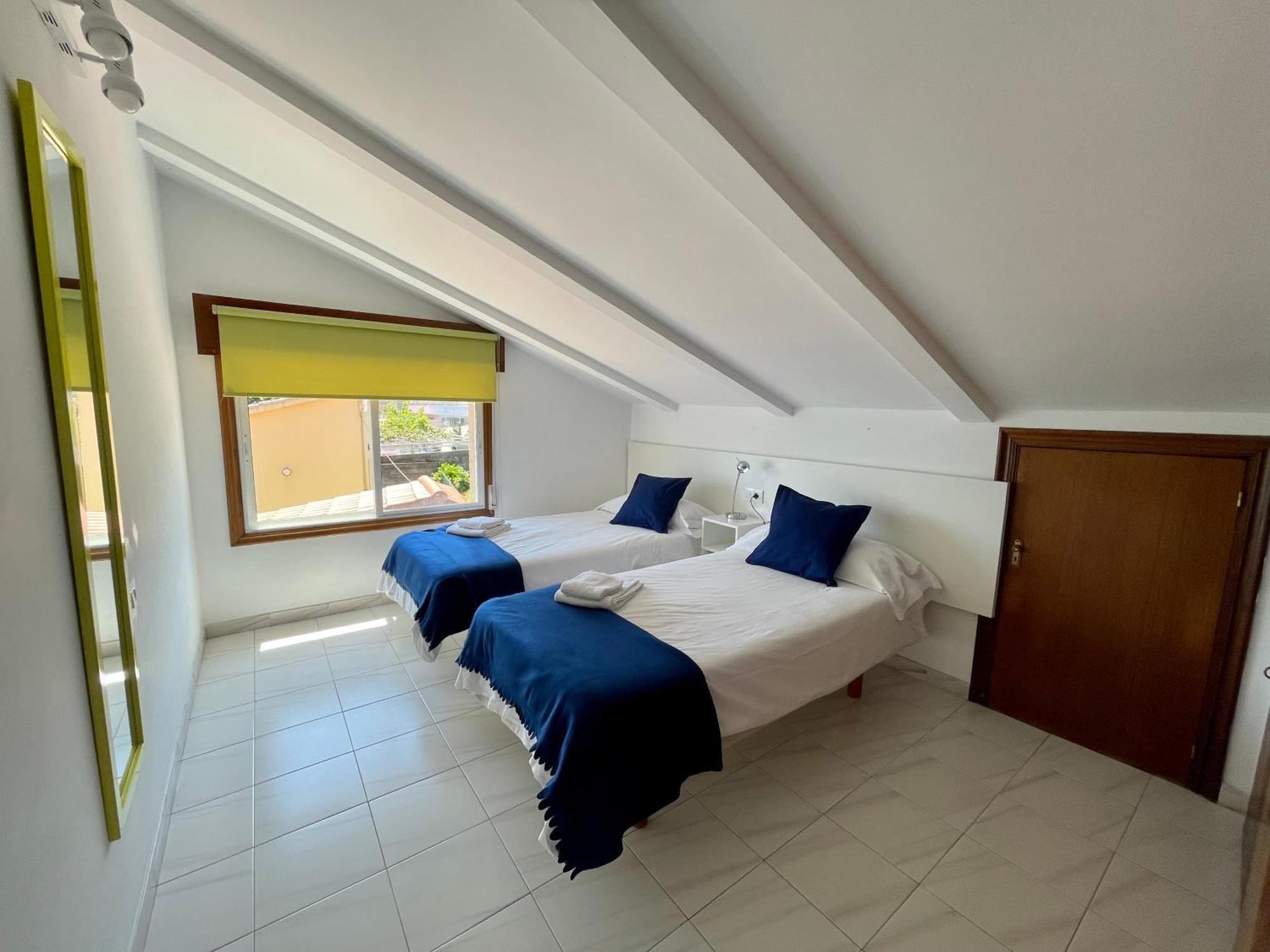 Apartamentos Miramar Playa Raxó Esterno foto